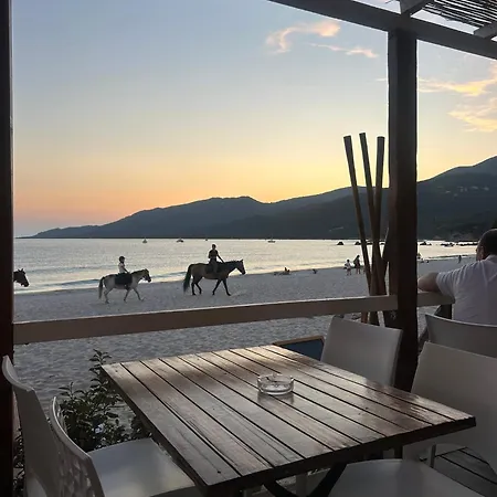 Mini-villa With Sea And Mountain View, Terrace, Pool Nyaraló *